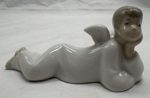 Lladro nao resting angel - lladro, "resting