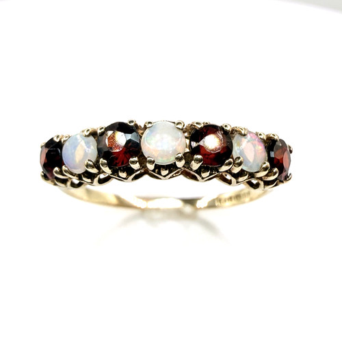 9ct gold vintage garnet - 9ct,