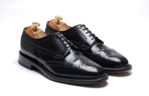 Loake black longwing - black, brogues