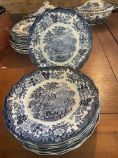 9 Royal Worcester Palissy Abon