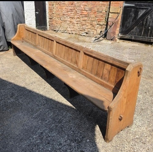 Church pew bench comfortable - pew,