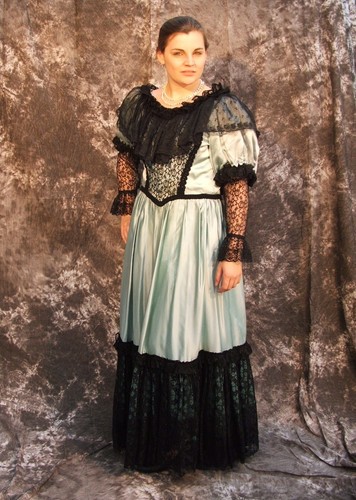 Pantomime principal girl - pantomime,