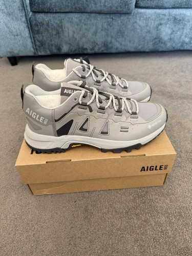 Brand new box gortex - in,