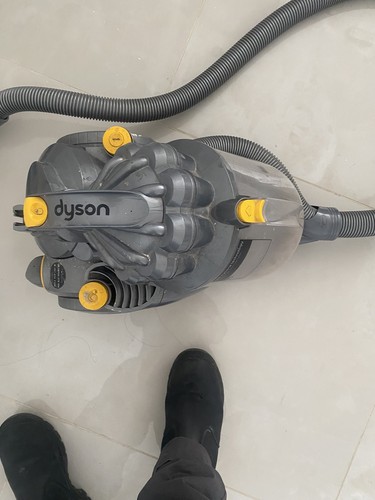 Dyson dc08 cylinder vacuum - dyson,