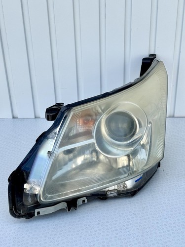 Toyota avensis mk3 - toyota, headlight