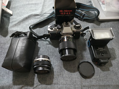 Olympus 35mm film camera - om-10,