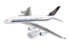 PPC Singapore Airlines Airbus A380-800 9V-SKY Desk Top Model 1/250 AV Airplane