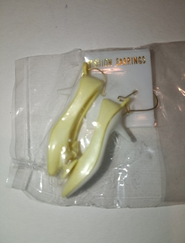 Vintage deadstock yellow shoe - deadstock,