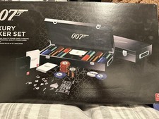 James Bond 007 poker set 