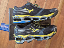 Mens Mizuno Wave Prophecy 3 Size 10.5 Shoes