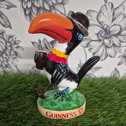 Guinness cast iron bar - cast, statue