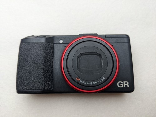 Ricoh compact aps - gr,
