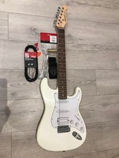 Aria STG003 Electric Guitar - White - FREE Strap,Capo,Cable