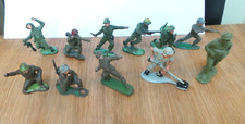 VP KHAKI BRITISH INFANTRY TIMPO FG TAYLOR & SON ETC PLASTIC FIGURES ENGLAND 3-