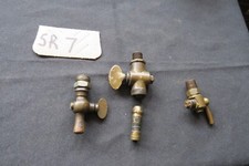 VINTAGE CLASSIC CAR STATIONARY