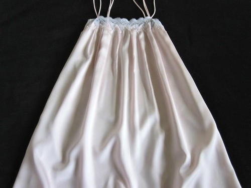 Vintage long lacy pink - vintage, satin