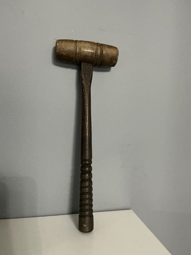 Vintage old wooden - vintage, auctioneers