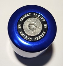 Skunk 2 Racing.  Gearknob. Blue