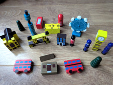 London Wooden Play Set In A Bag