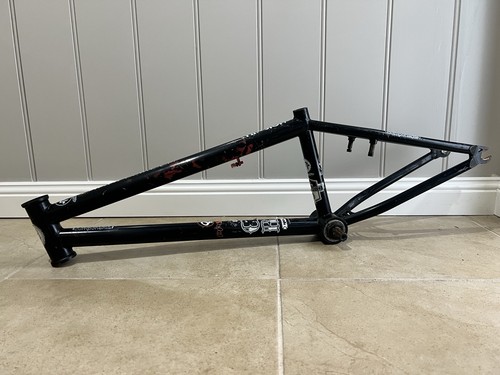 Kink curb 2015 bmx frame - curb, hi