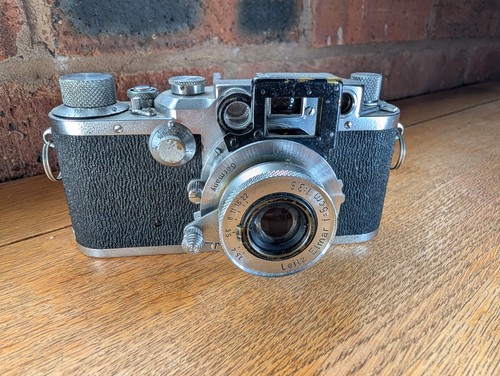 Leica iiic 35mm camera - iiic, sn