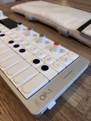 Teenage engineering op1 field - op1,