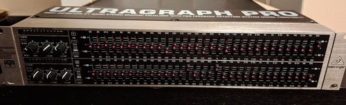 Behringer ultragraph pro - pro, 19"