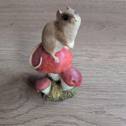 Hand painted crafted mouse - hand,