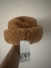 Zara brown faux fur bucket hat