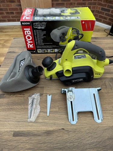 Ryobi 600w electric - 600w, planer