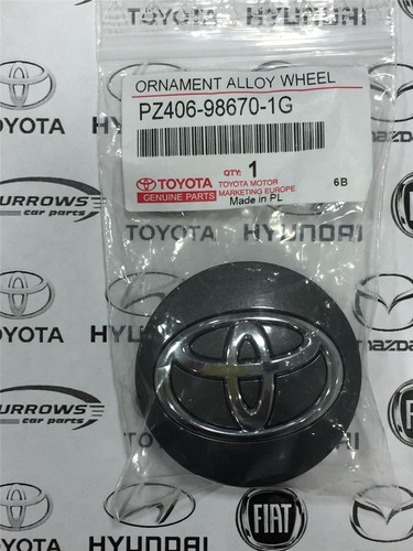 Genuine toyota yaris - toyota, hybrid