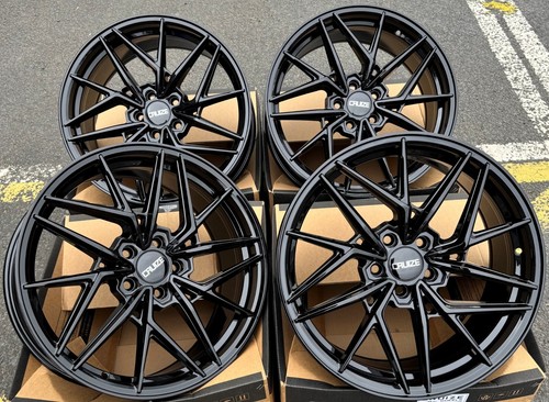 Black rs9 alloy wheels - 19",