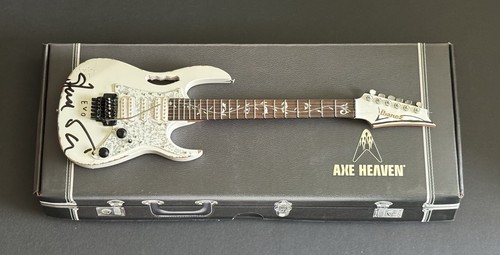 Steve vai signed - steve,