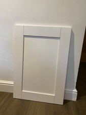 KITCHEN DOOR - GOOD QUALITY SOLID MAPLE  WHITE PRIMED 500 X 720 STOCK DZ777