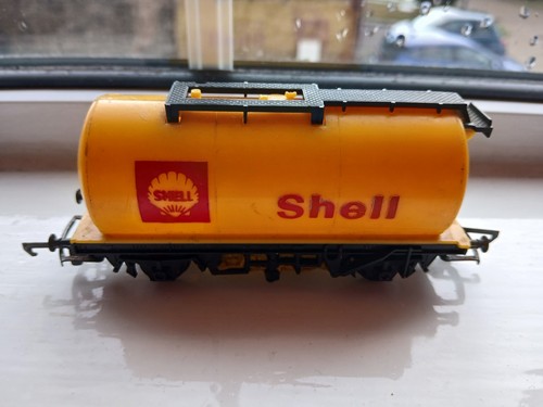 Hornby shell 132 tank - hornby, wagon