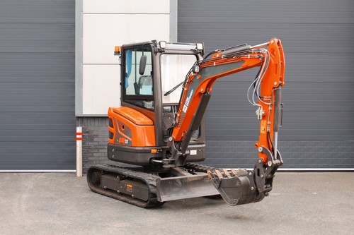 New mini digger 7 t - new, 2.7