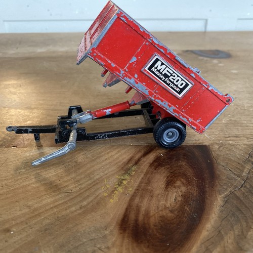 Britains 1980s red massey - britains,