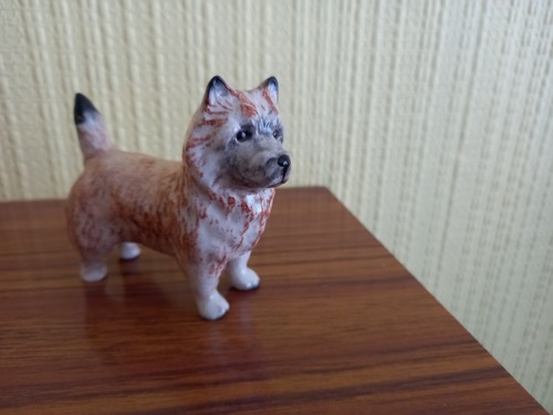 Beswick dog figure - beswick,