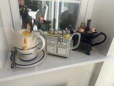 5 Vintage Teapots. Themes As