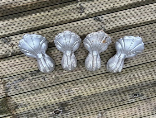 Cast iron claw feet - cast,