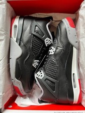 Nike Air Jordan 4 Bred