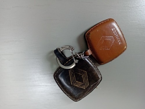Renault gtl leather key - renault,