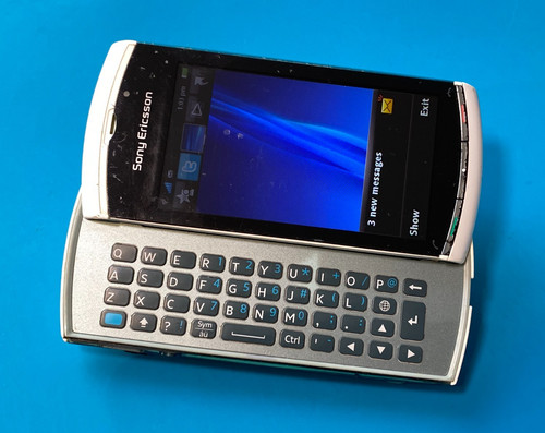 Sony ericsson vivaz pro - vivaz,