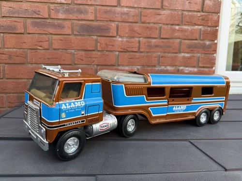 Ertl alamo quater horse - ertl,