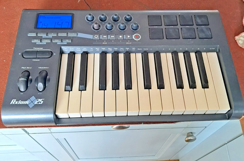 Audio axiom keyboard - 25,