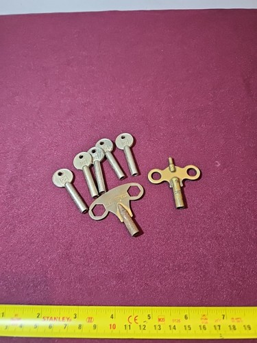 Vintage clock winding keys lot - winding,