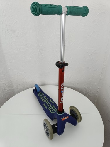 Mini micro deluxe scooter - scooter, used