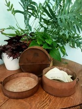 X2 Vintage - Brown Leather Travel Collar Box With Collars 