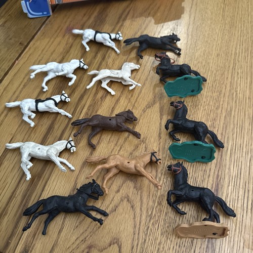 Toy soldiers vintage plastic - vintage,