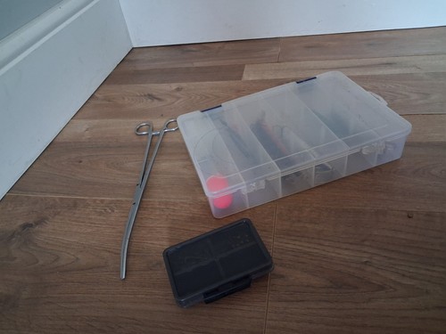 Clear plastic tackle box - clear,